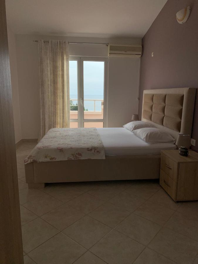 Apartments Adrian Ulcinj Bagian luar foto