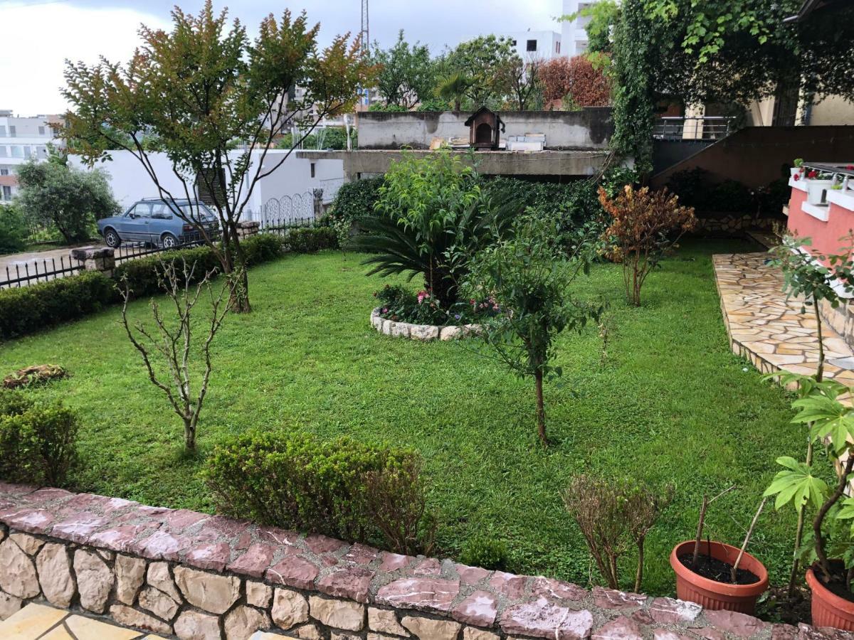 Apartments Adrian Ulcinj Bagian luar foto